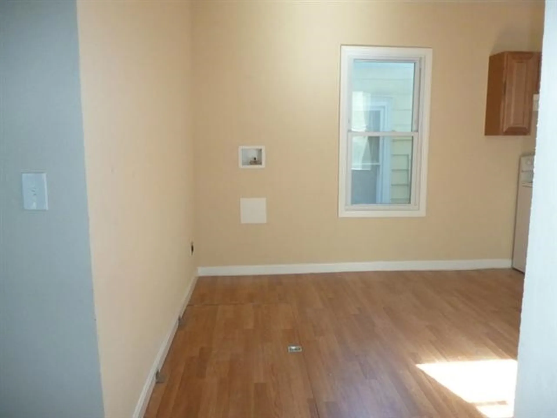 4 Holmes Street Nashua NH 03060