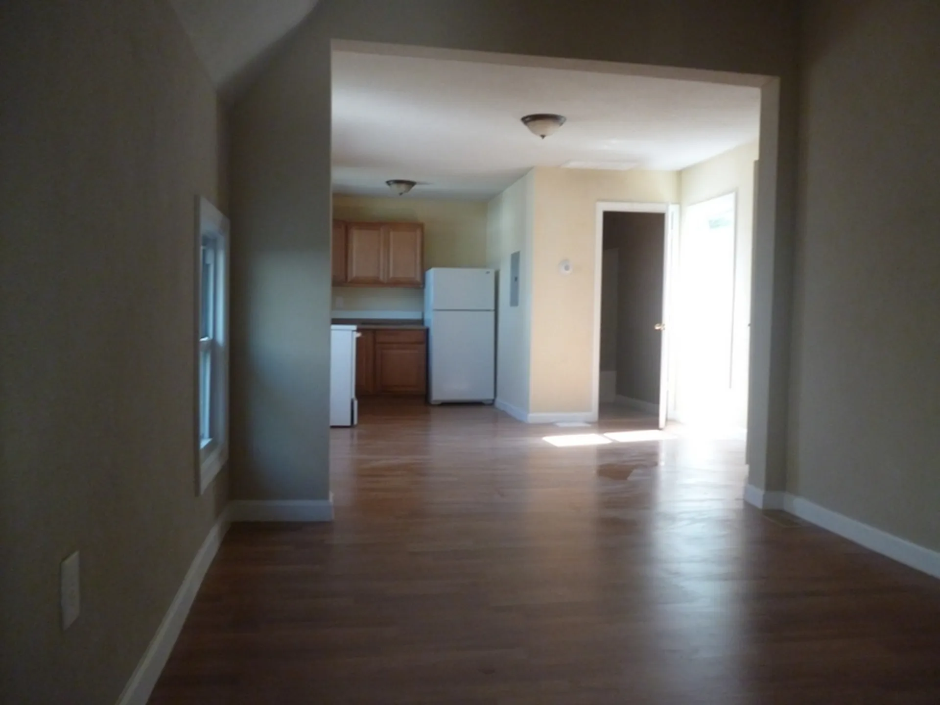 4 Holmes Street Nashua NH 03060