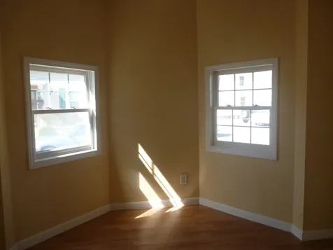 4 Holmes Street Nashua NH 03060