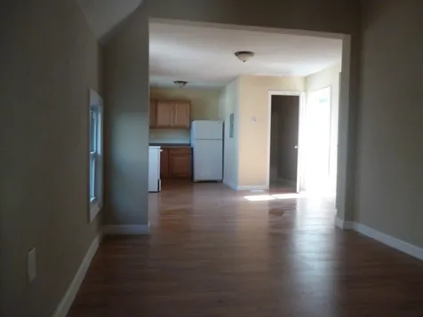 4 Holmes Street Nashua NH 03060