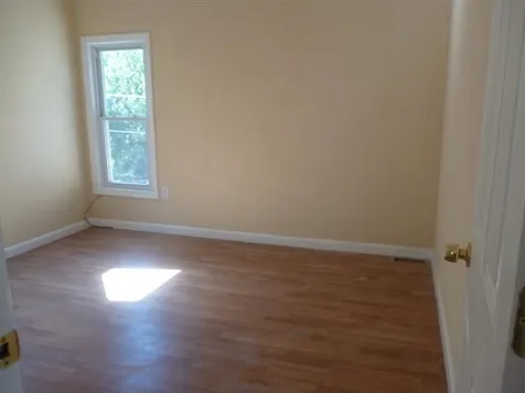 4 Holmes Street Nashua NH 03060