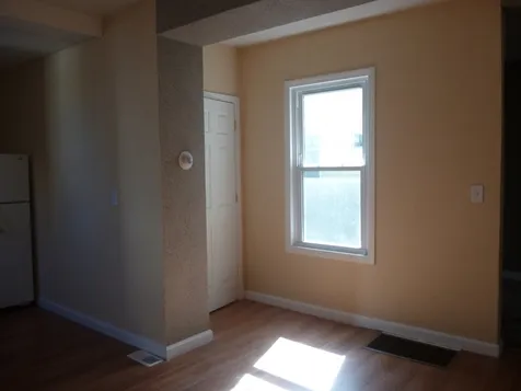 4 Holmes Street Nashua NH 03060