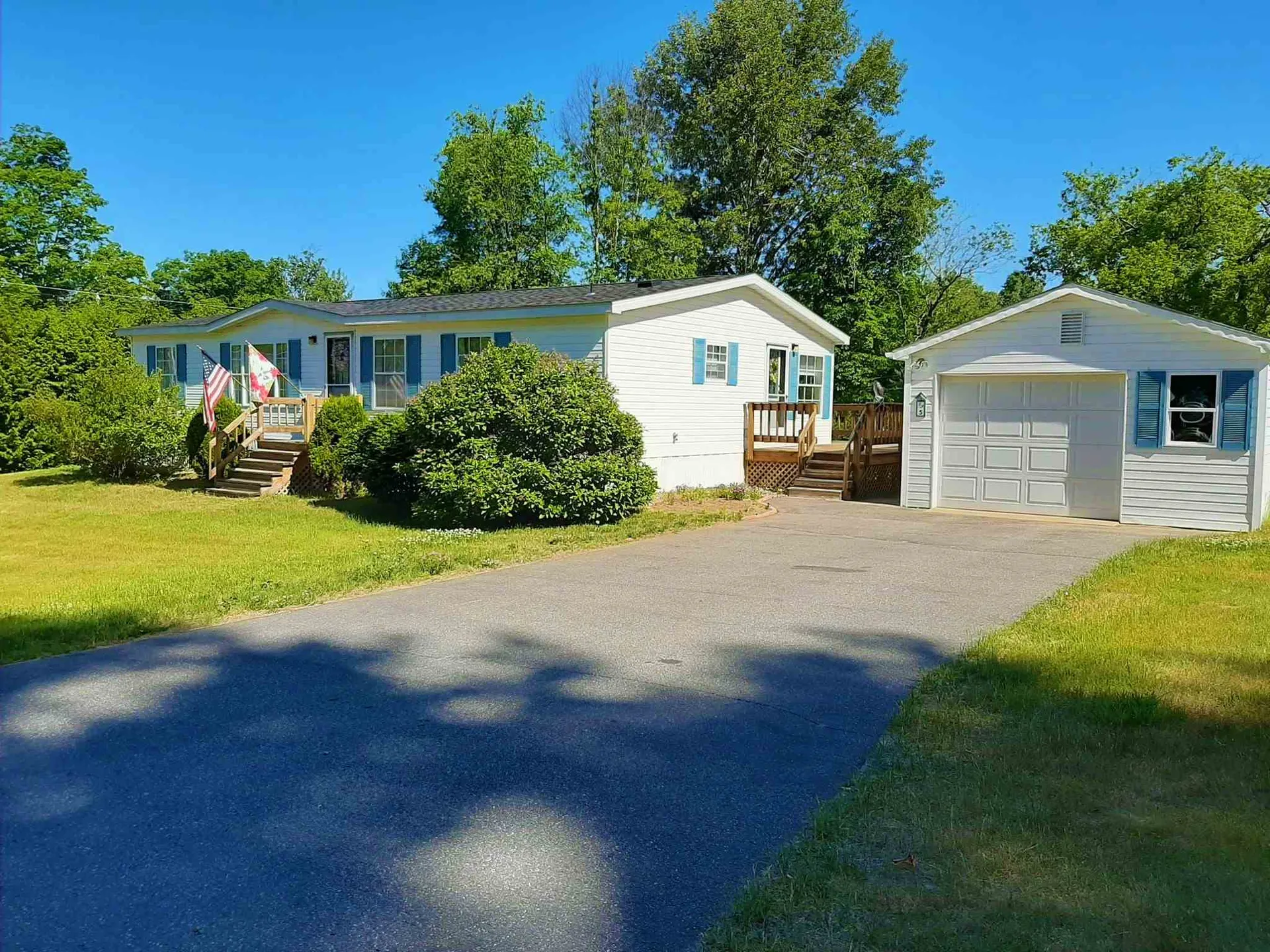 5 Pine Gate Road Plymouth NH 03264