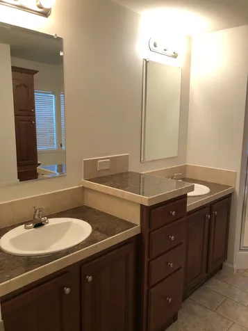 78 Hagop Road Salem NH 03079