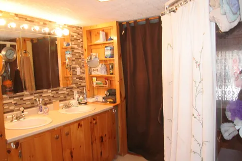 379 Hale Road Waterford VT 05819