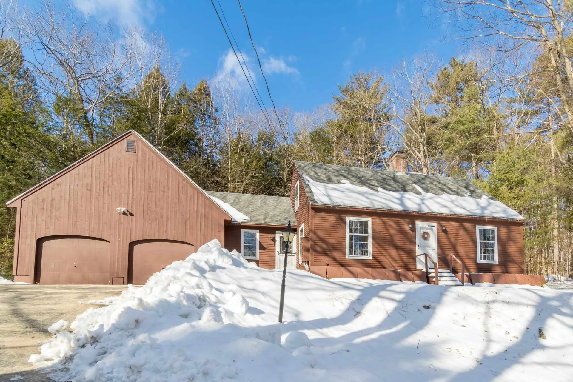 922 Isaac Frye Highway Wilton NH 03086
