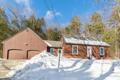 922 Isaac Frye Highway Wilton NH 03086