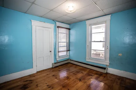192 Laurel Street Manchester NH 03103