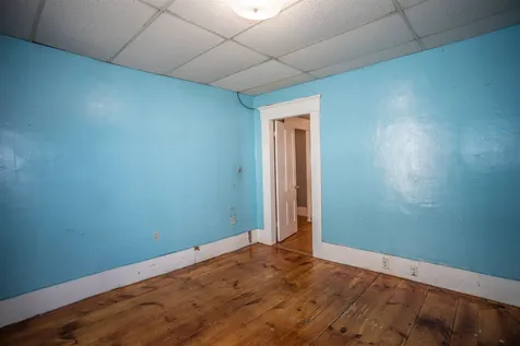 192 Laurel Street Manchester NH 03103