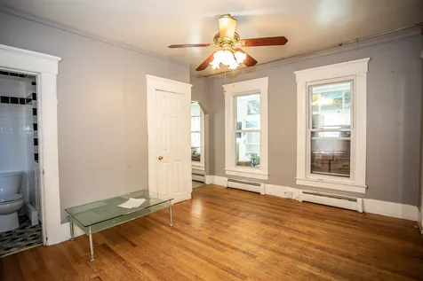 192 Laurel Street Manchester NH 03103