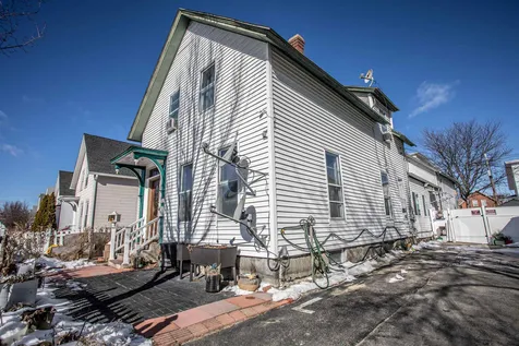 192 Laurel Street Manchester NH 03103