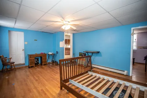 192 Laurel Street Manchester NH 03103