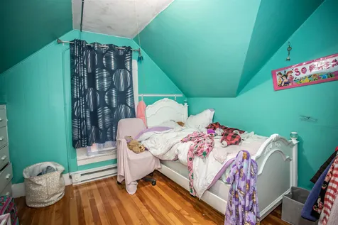 192 Laurel Street Manchester NH 03103