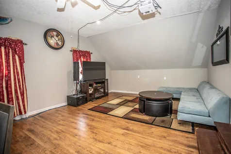 192 Laurel Street Manchester NH 03103