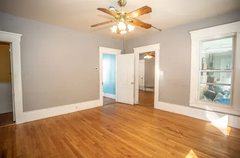 192 Laurel Street Manchester NH 03103