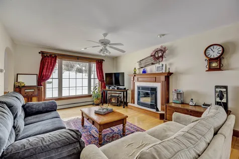 19 Eagle Ridge Drive Lebanon NH 03766