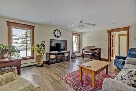 19 Eagle Ridge Drive Lebanon NH 03766