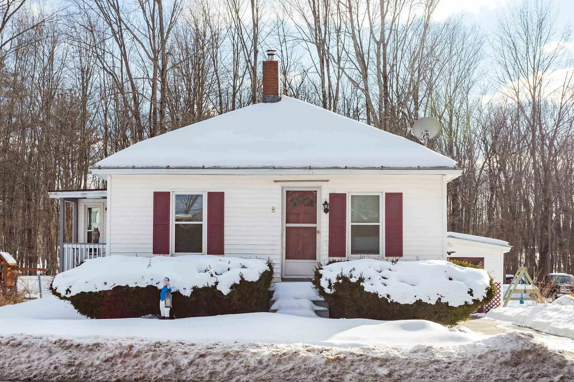 302 Main Street Farmington NH 03835