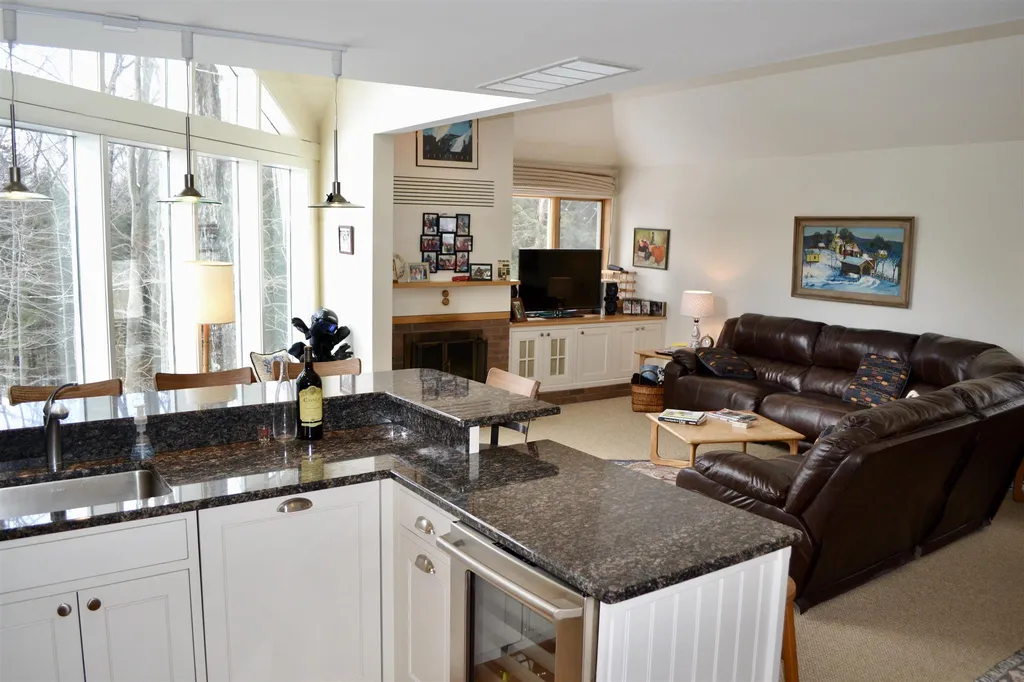 20 Southface Avenue Warren VT 05674