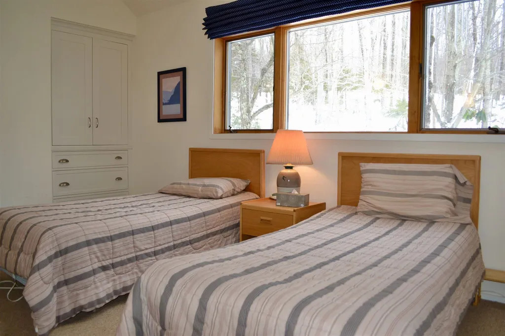 20 Southface Avenue Warren VT 05674