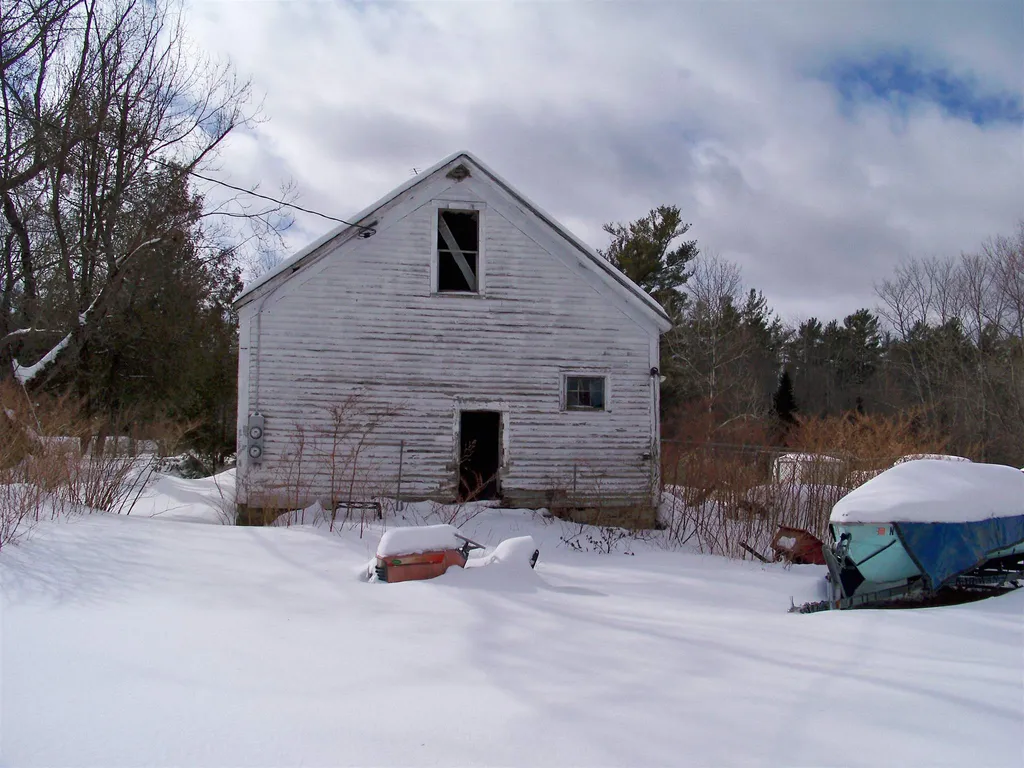 665 Four Corners Road Springfield NH 03284