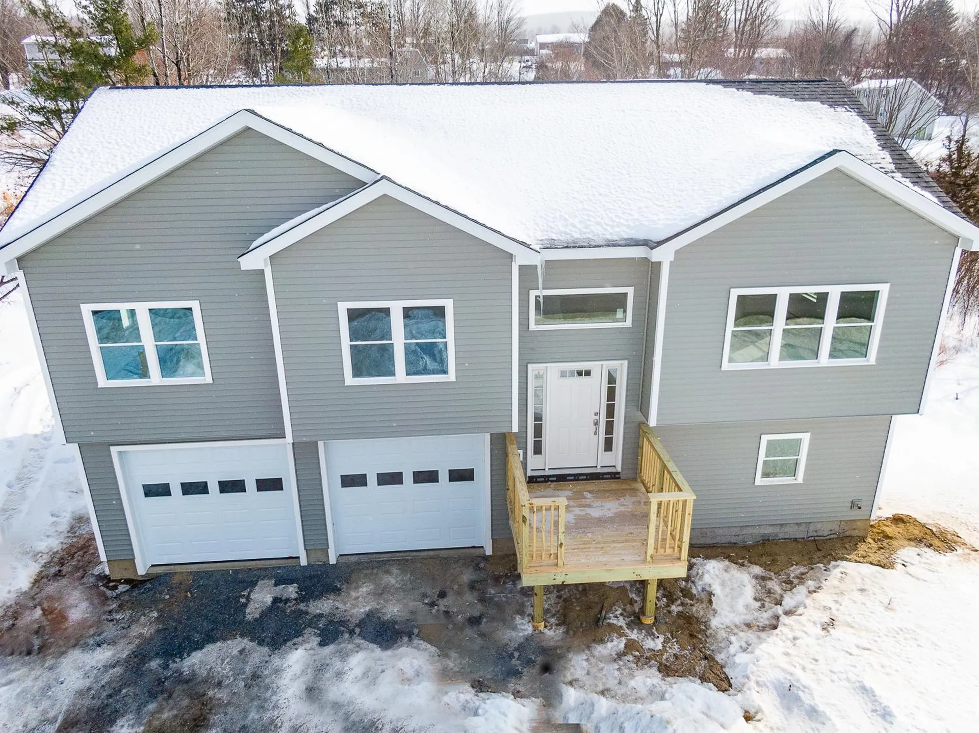 16 East Road Milton VT 05468-000