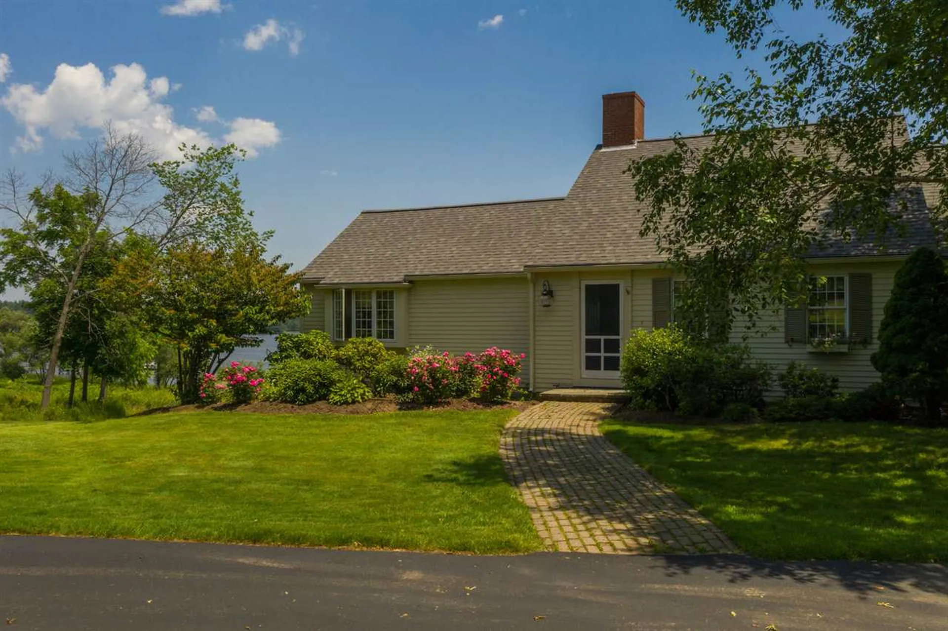 196a Dover Point Road Dover NH 03820