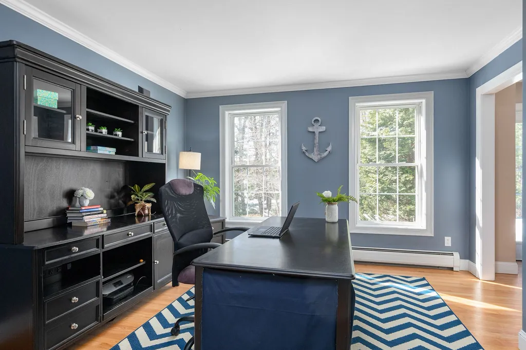 8 Walters Way Exeter NH 03833
