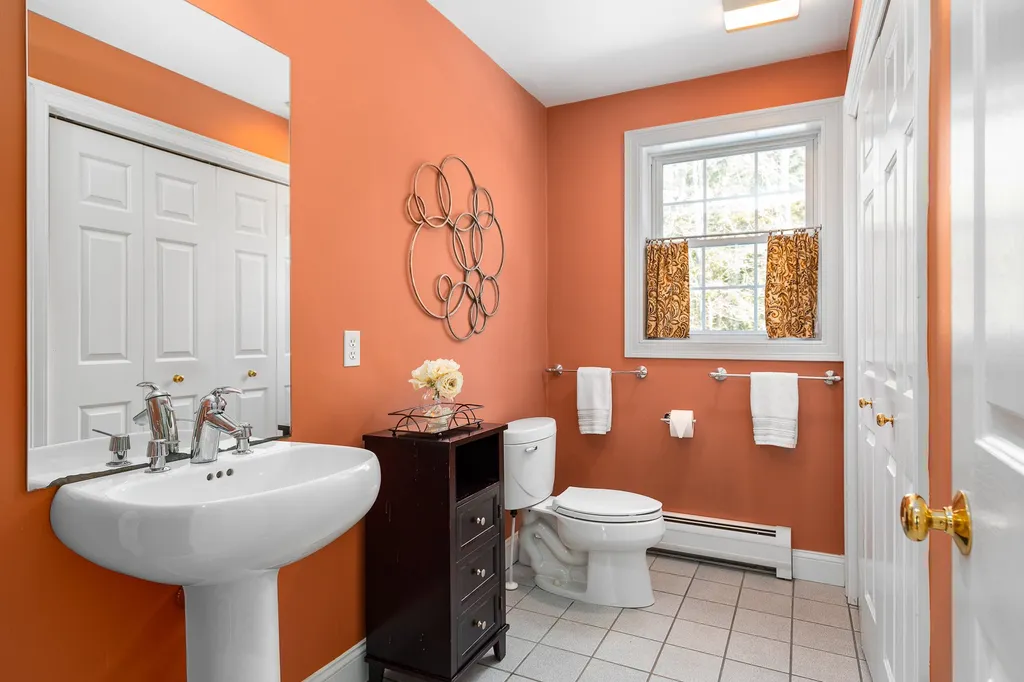 8 Walters Way Exeter NH 03833