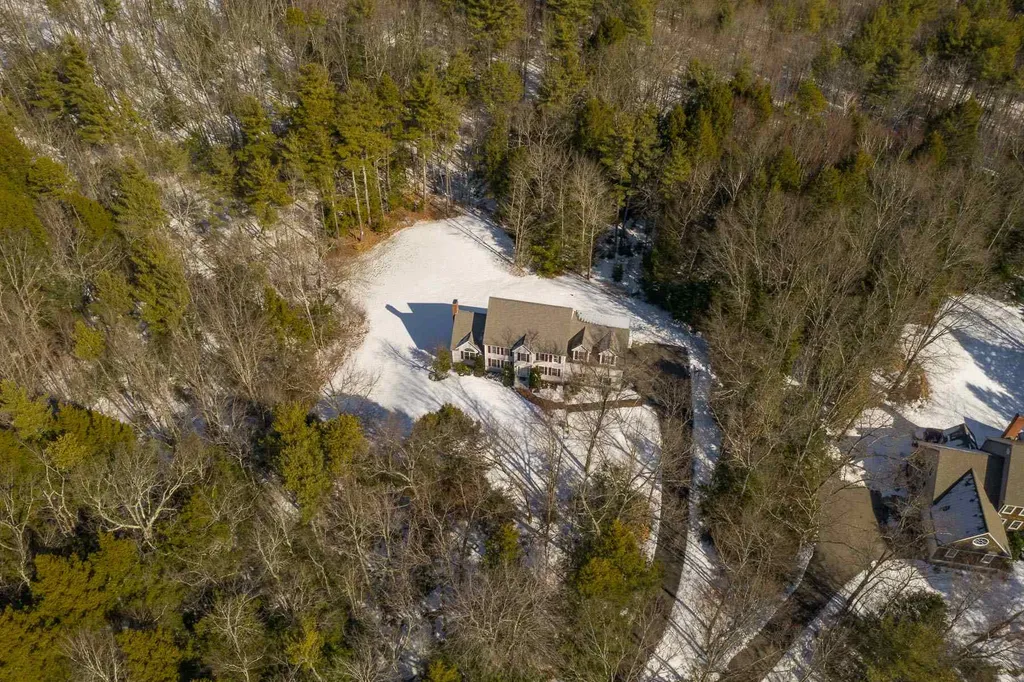 8 Walters Way Exeter NH 03833