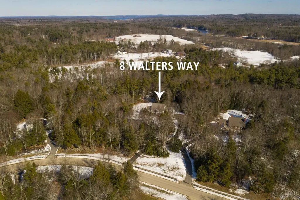 8 Walters Way Exeter NH 03833