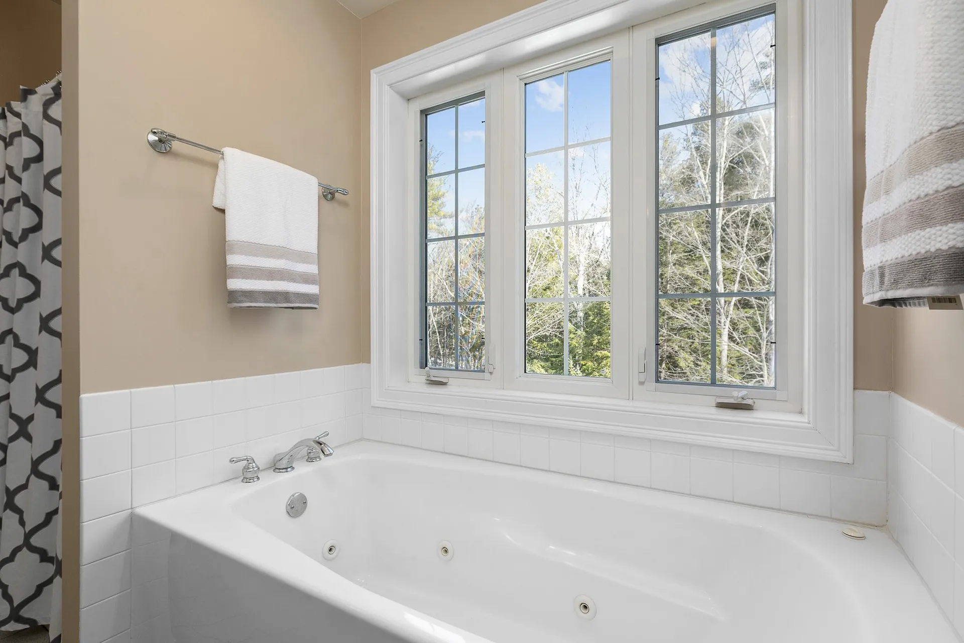 8 Walters Way Exeter NH 03833