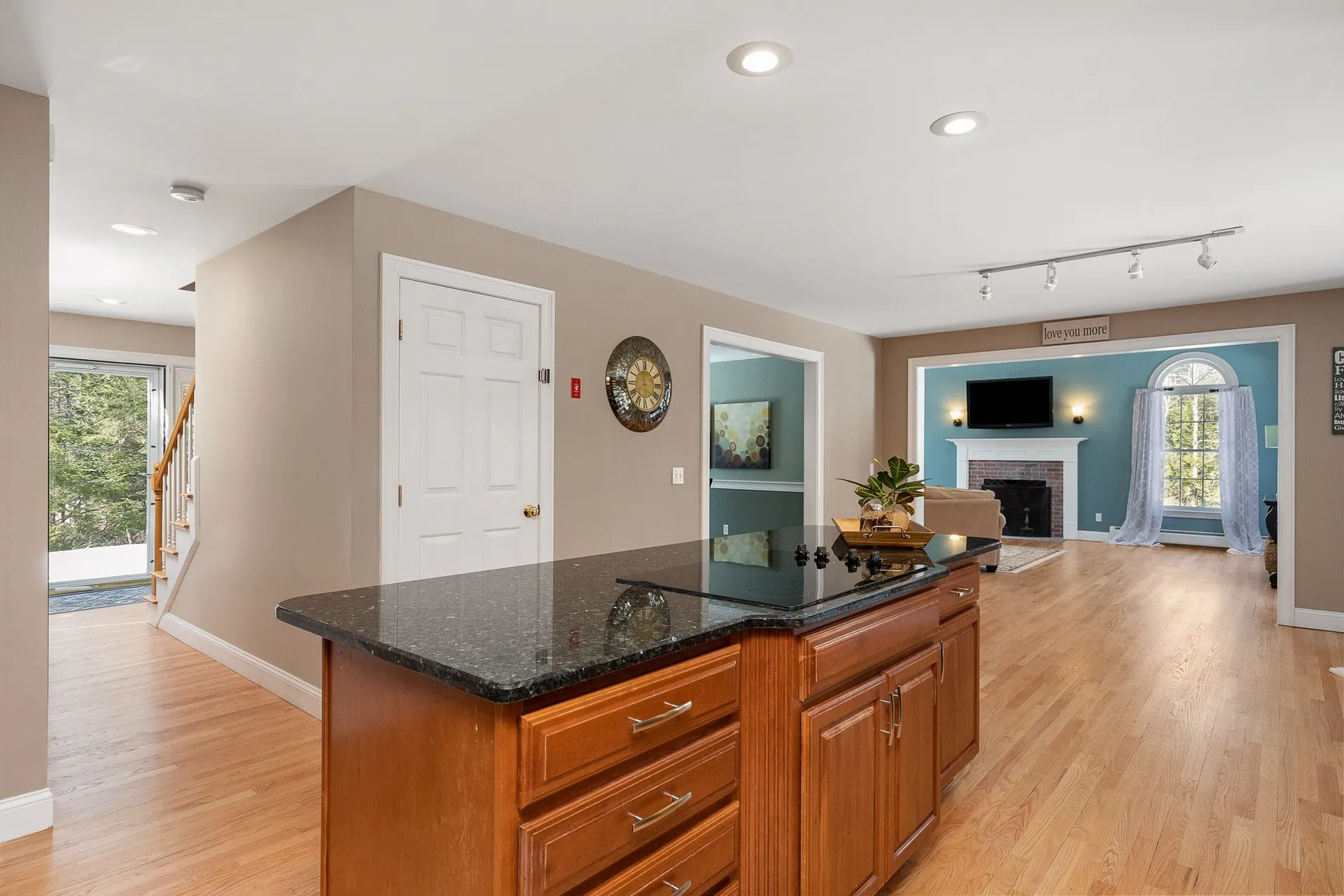 8 Walters Way Exeter NH 03833