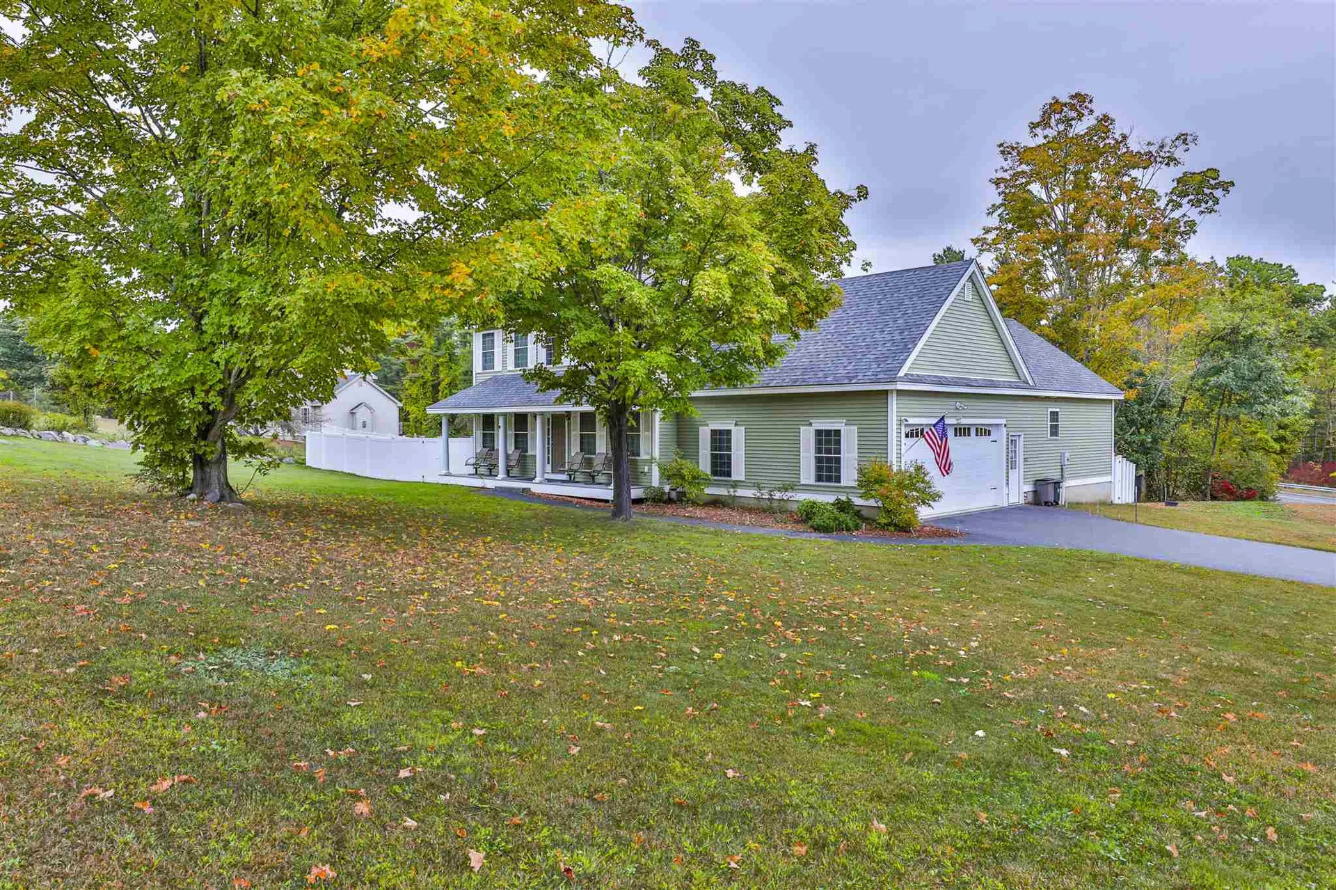 172 Lovers Lane Auburn NH 03032
