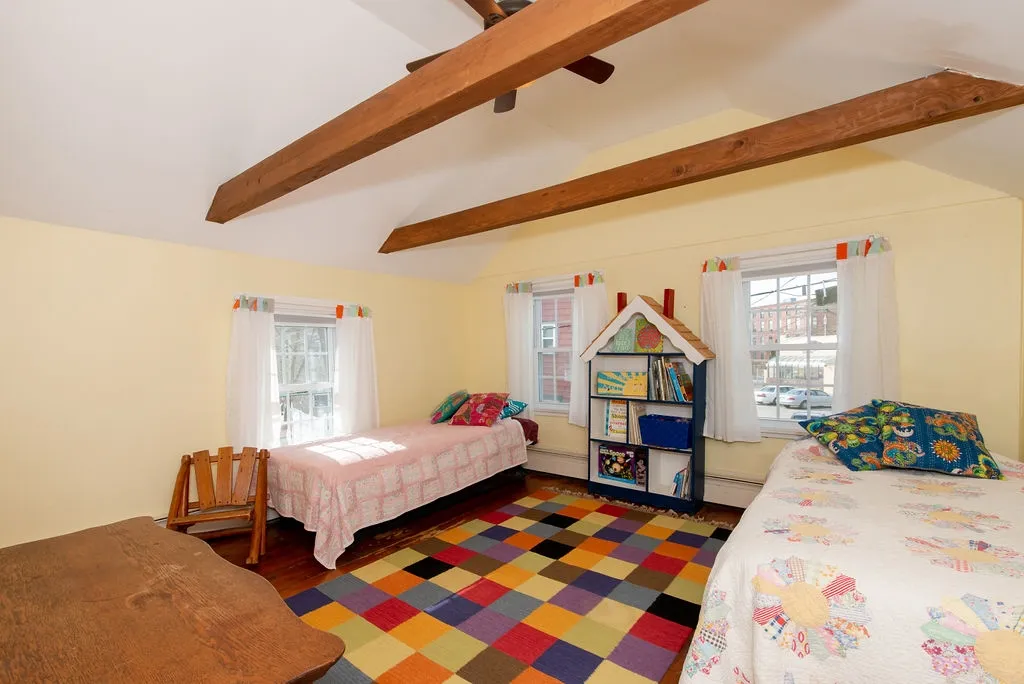 11 Kossuth Street Exeter NH 03833