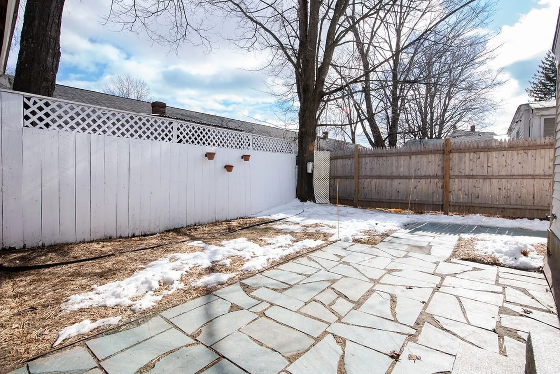 11 Kossuth Street Exeter NH 03833
