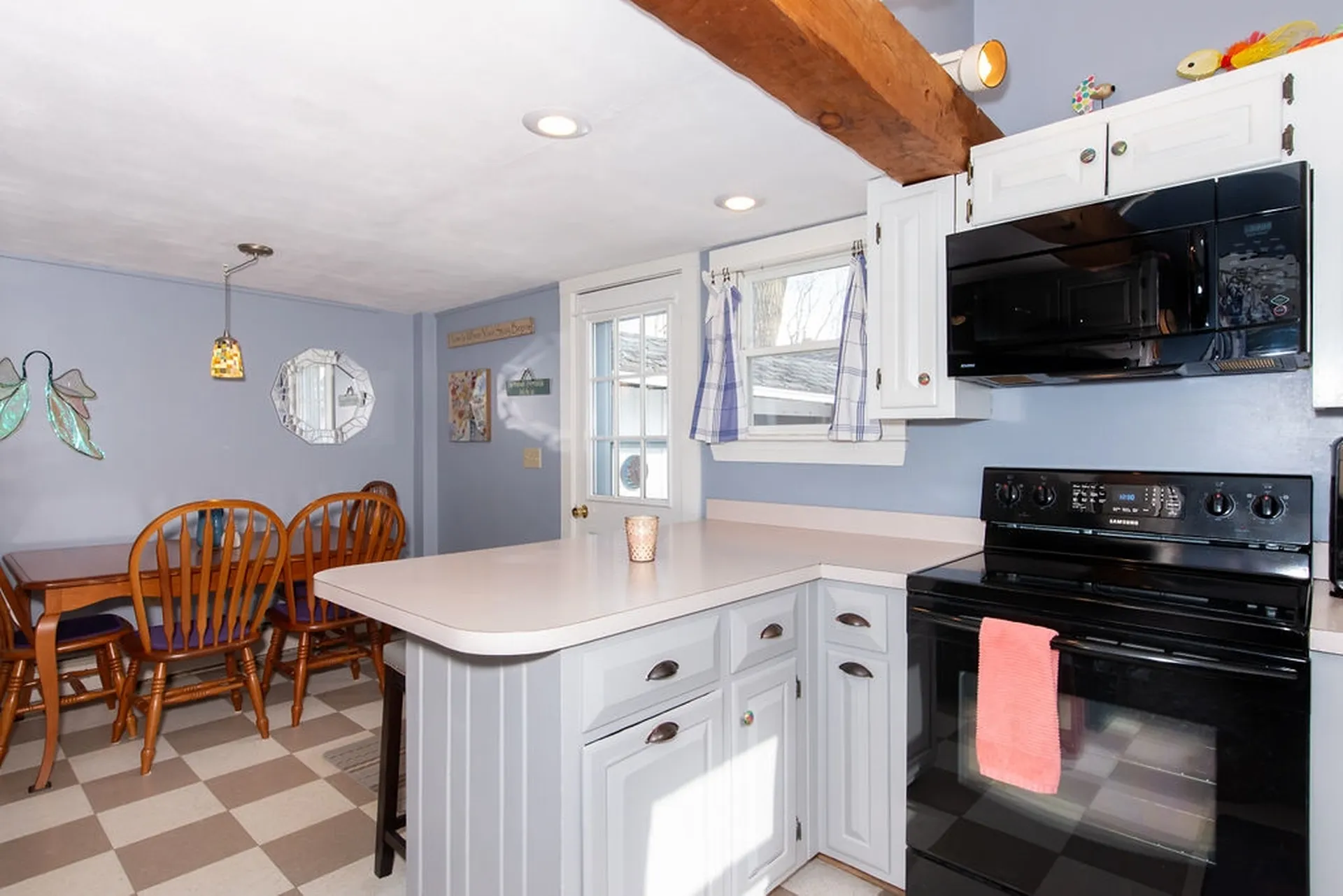 11 Kossuth Street Exeter NH 03833