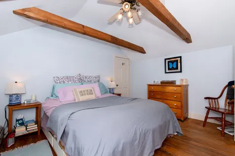11 Kossuth Street Exeter NH 03833