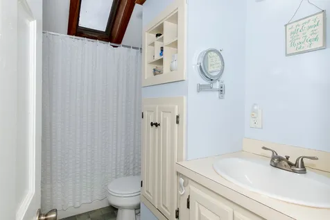 11 Kossuth Street Exeter NH 03833