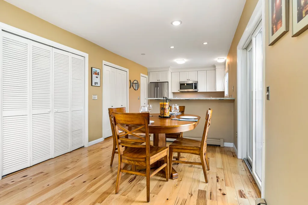 71 Wallis Road Rye NH 03870