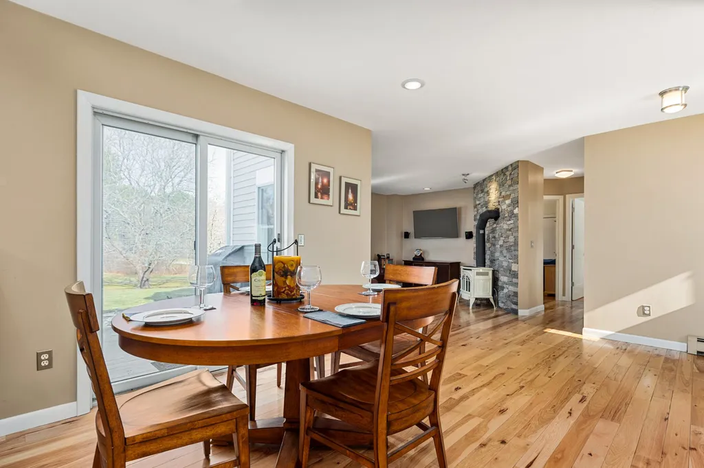 71 Wallis Road Rye NH 03870