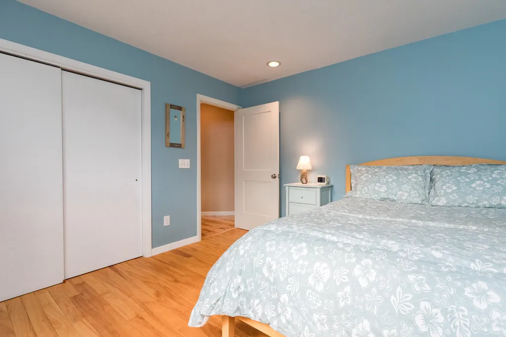 71 Wallis Road Rye NH 03870