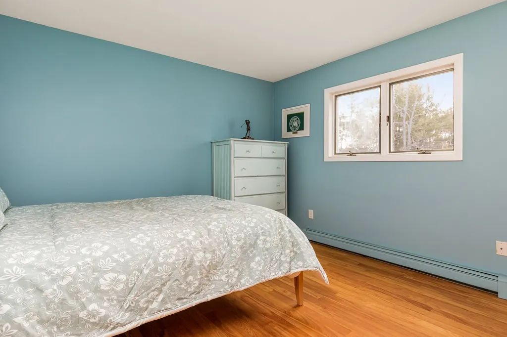 71 Wallis Road Rye NH 03870