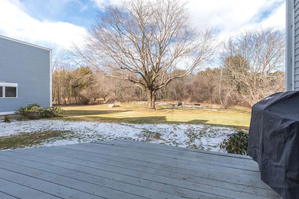71 Wallis Road Rye NH 03870