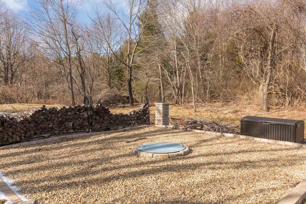 71 Wallis Road Rye NH 03870