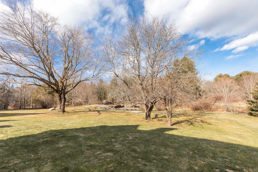 71 Wallis Road Rye NH 03870
