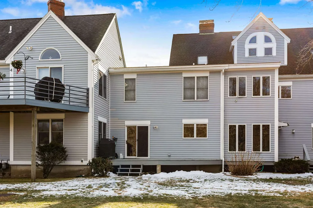 71 Wallis Road Rye NH 03870
