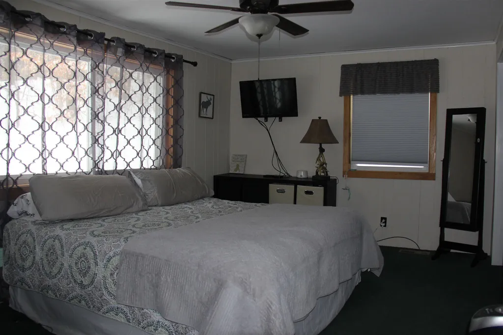 2 Hope Road Henniker NH 03242