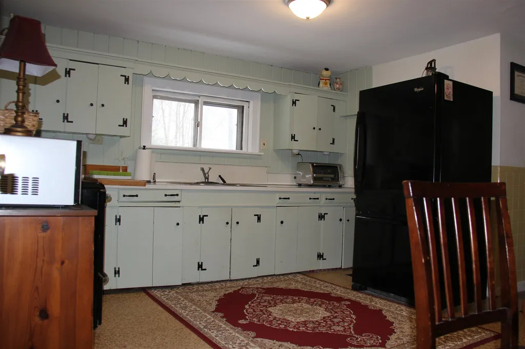 2 Hope Road Henniker NH 03242