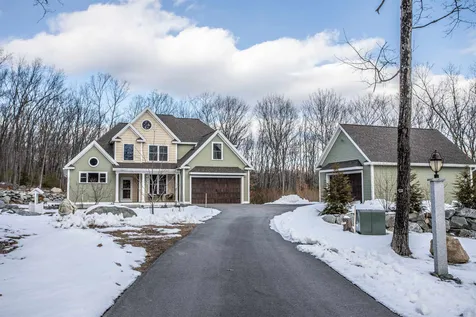 24 Wildwood Drive Brookline NH 03033